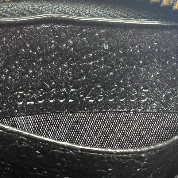 Gucci Animalier Bee Zip Around Wallet - Picture 5 of 10